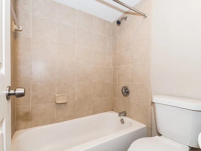 594 Thomas McKeen St — Photo 13