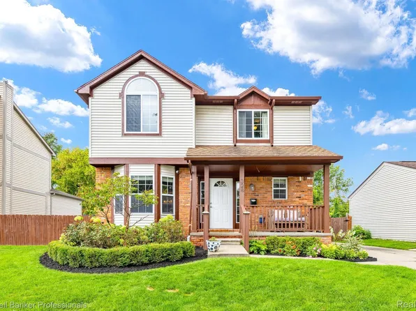 328 S Chocolay Ave, Clawson, MI 48017