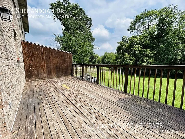 13 Shenandoah Dr — Photo 16