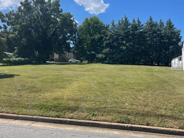 235 Bell St Lot 10, Lynchburg, VA 24501