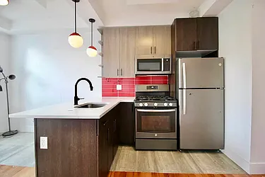 Rented by MADEHOME