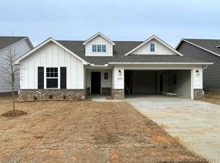 1824 E Winston St, Broken Arrow, OK 74011