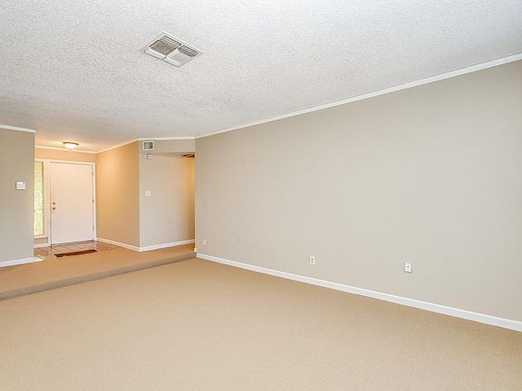 3rd image of 5207 N 71st Dr