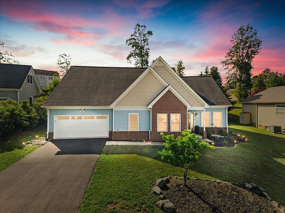 1st image of 1015 Falor Ln