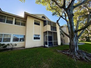 651 Cypress Lake Blvd #M, Deerfield Beach, FL 33442