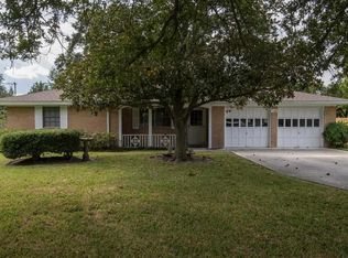 1105 N 18th St, Nederland, TX 77627