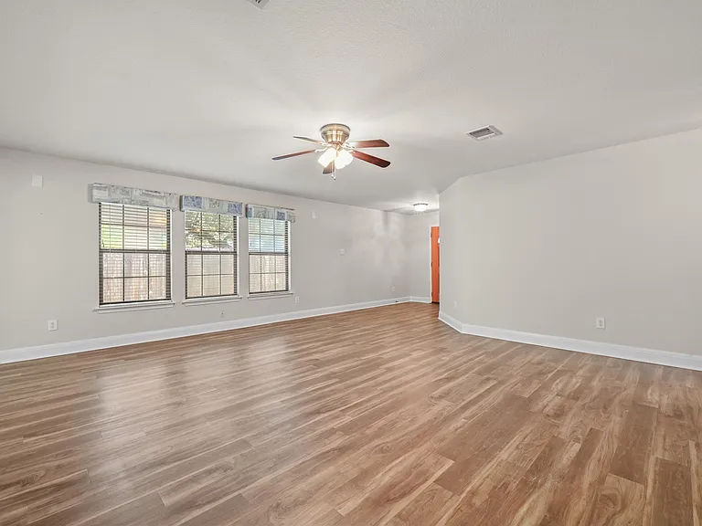 11312 Crest Meadow Ln — Photo 8