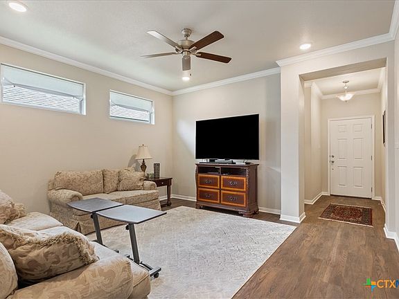 3rd image of 709 Ripplewood Dr