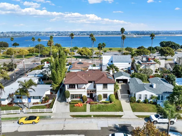 3573 Jewell St, San Diego, CA 92109