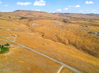 230 S Clark Heights Rd, Yakima, WA 98901
