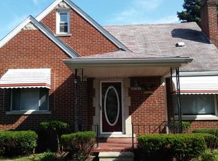 20782 Curie Ave, Warren, MI 48091