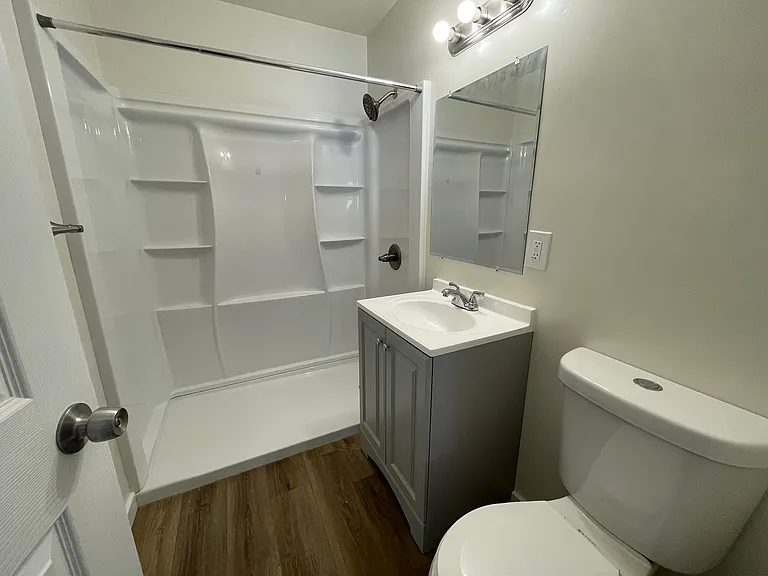 10834 NE Glisan St #10 — Photo 11