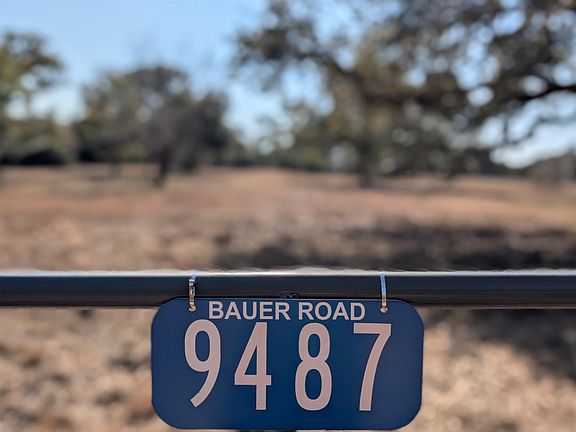 2nd image of 9487 Bauer Rd