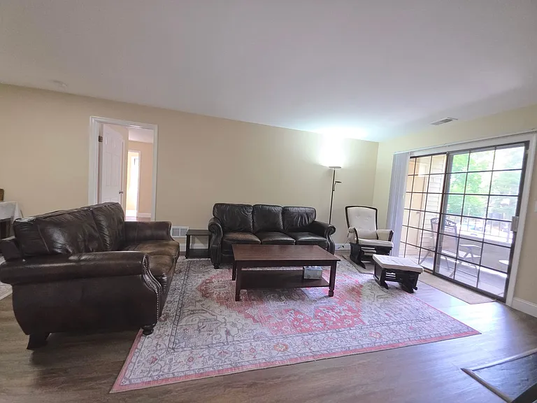 2708 Ridgefield Ct — Photo 15