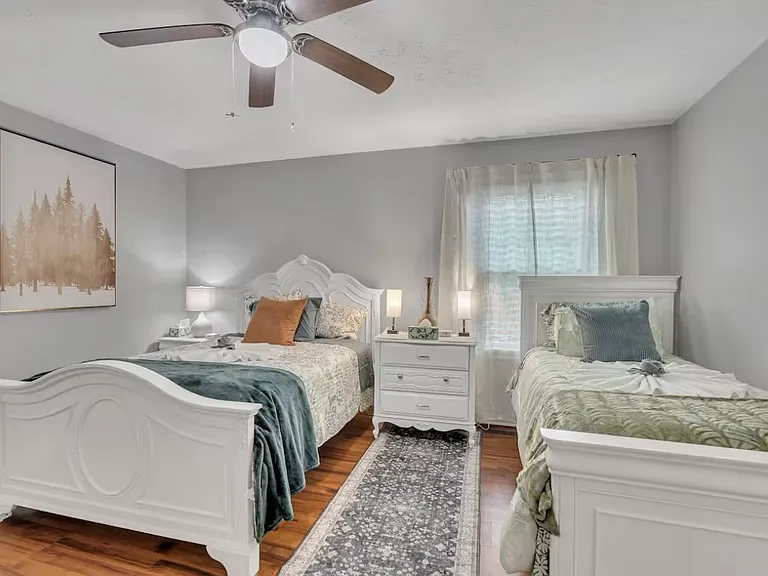 311 Elizabeth Ct — Photo 14