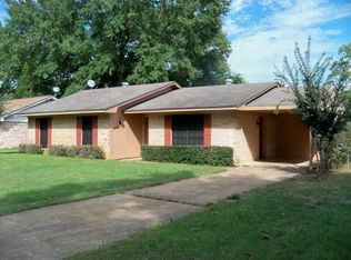 4914 Emerald Dr, Nacogdoches, TX 75965