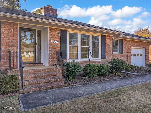 4th image of 3924 Gillette Drive