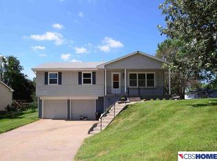 6530 N 75th St, Omaha, NE 68122