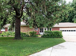 2183 Brown School Rd, Saint Joseph, MI 49085