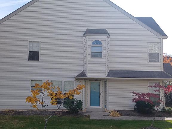 4th image of 113 Glennbrook Ct