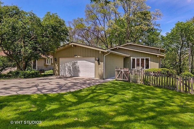 1st image of 924 Lacey Ave