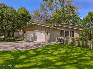 924 Lacey Ave, Lisle, IL