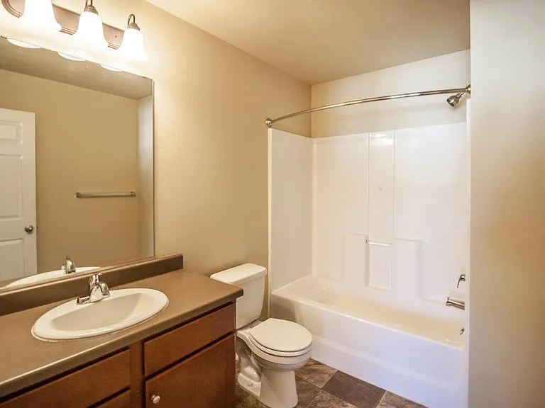 Lake Area Townhomes Phase I — Photo 10