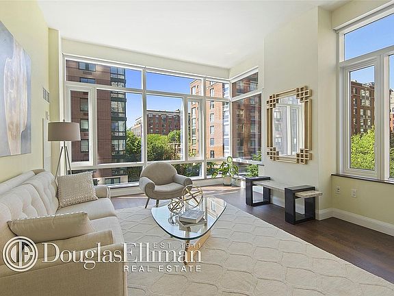 2nd image of 70 Little St W #4E