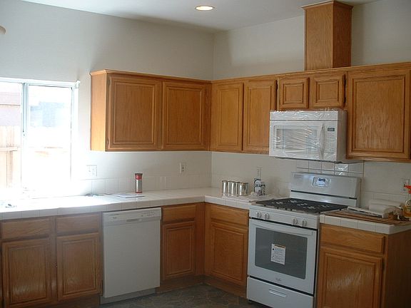3rd image of 3875 Stonemont Dr