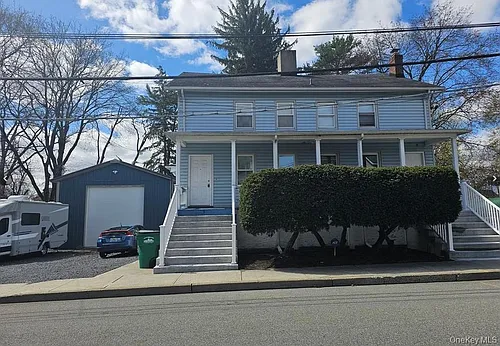 49 Beacon St #UPPER Photo 1