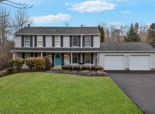 43 Mill Pond Rd, Washington, NJ 07882