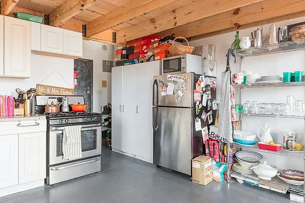 Rented by Realty Lab LLC | media 15