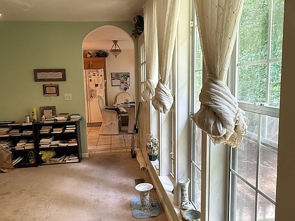 3rd image of 2051 Oakcreek Dr