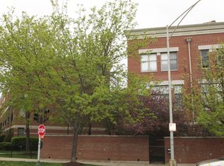 842 N Ogden Ave, Chicago, IL 60642