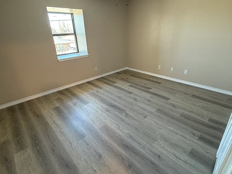 3529 N Central Dr — Photo 7
