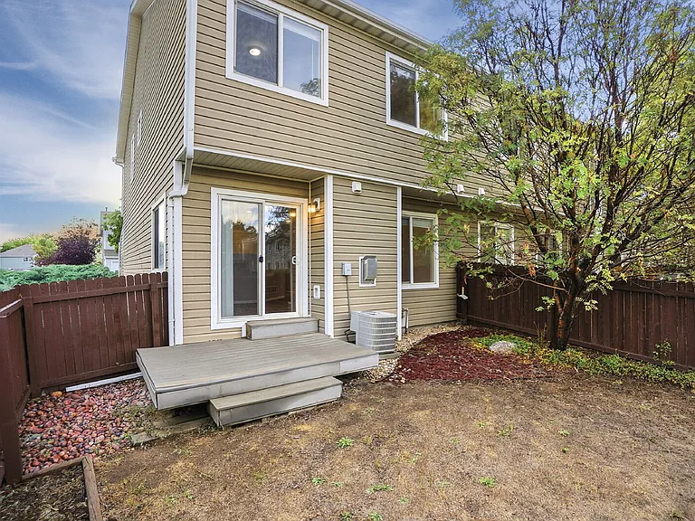 4028 Three Bridges Ct — Photo 33