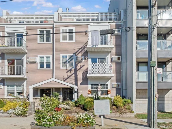 126 Beach 92nd Street #3C, Far Rockaway, NY 11693