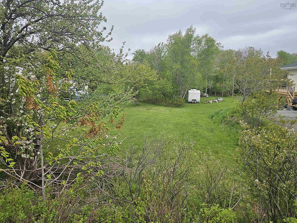 1st image of 720 Lucasville Rd
