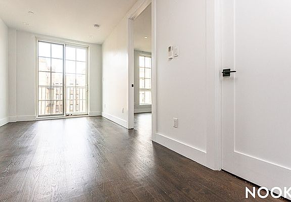 4th image of 495 Saint Johns Pl #5F