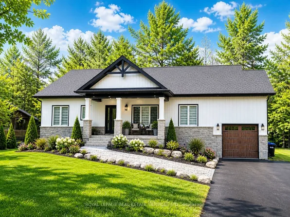 99 Tall Pines Dr, Tiny, ON L9M 0H4