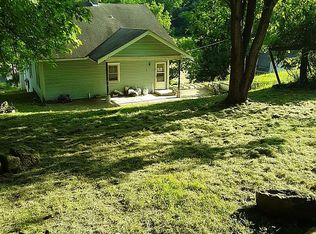 197 Orchard Dr, Cameron, WV 26033