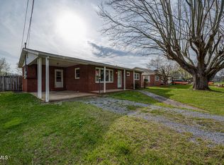 109 E 3rd Ave, Watauga, TN 37694