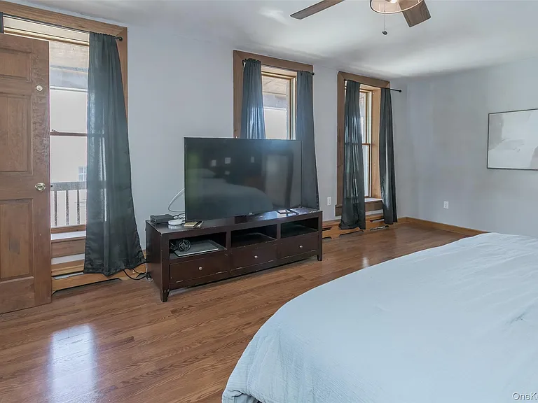31 Main St #PENTHOUSE — Photo 12