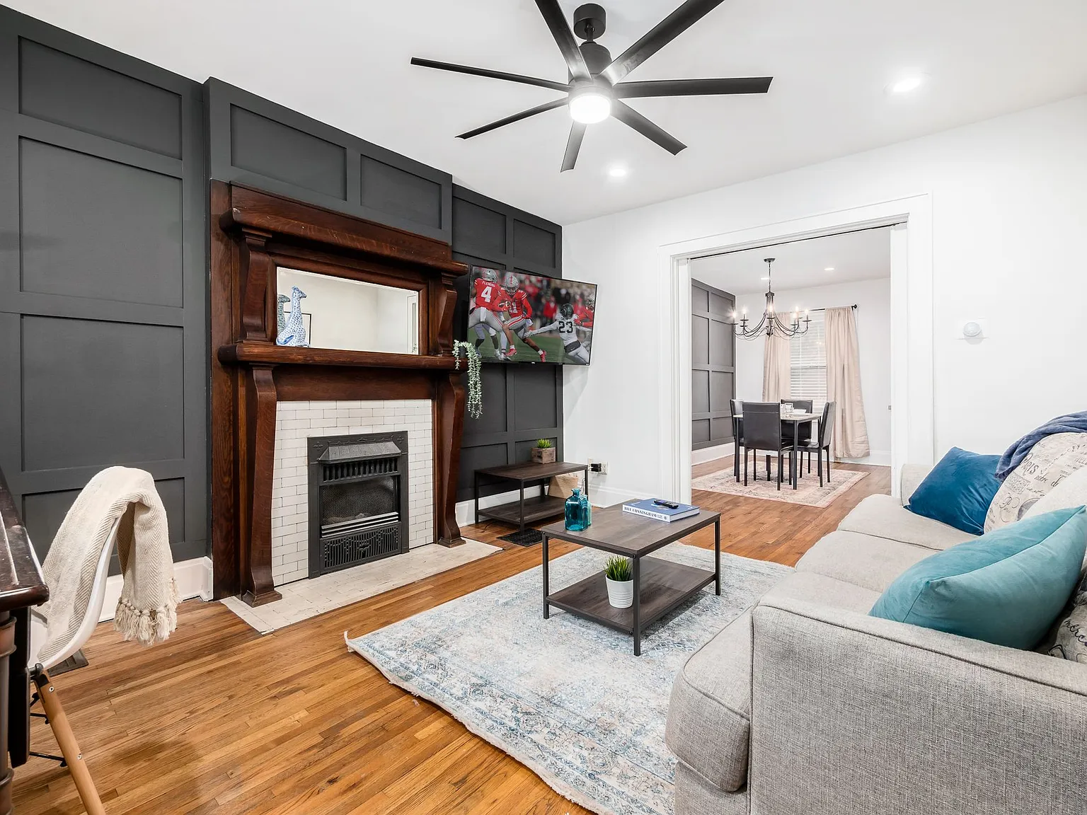 2 bed, 1000 sqft, $1,900 — Photo 2