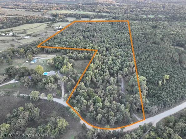 1000 E Beachton Rd, Smithville, OK 74957