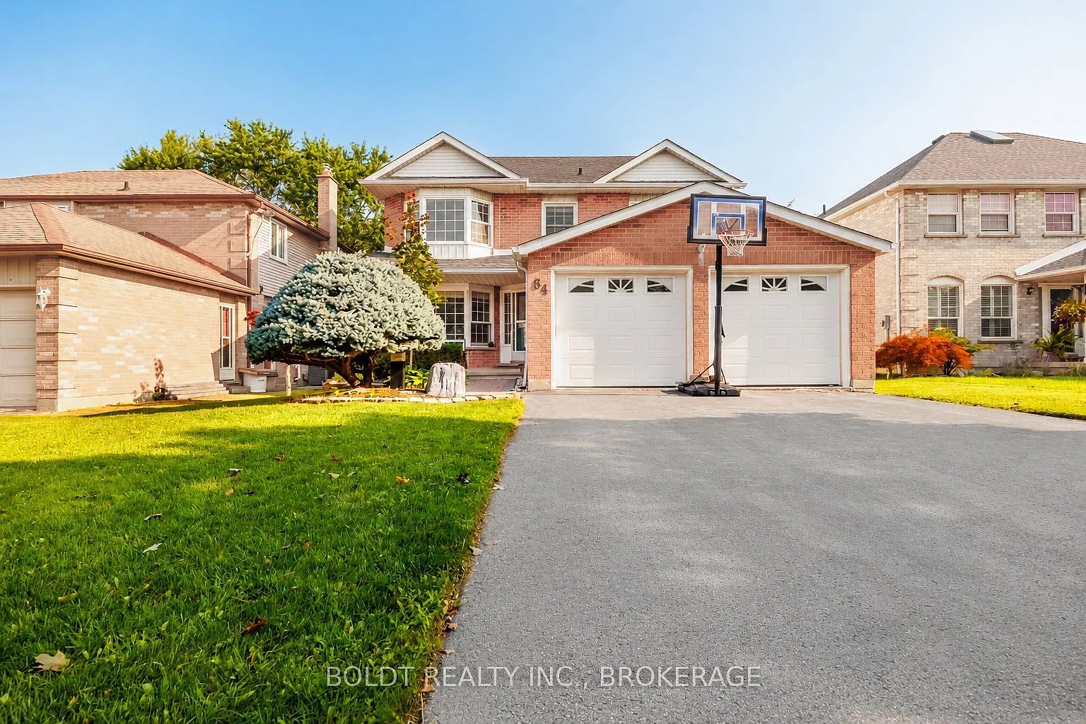 4 bed, $3,200 — Photo 2