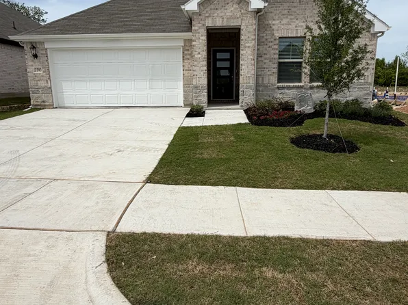 2203 Rannoch St, Sherman, TX