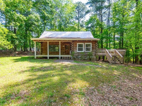 1615 Hilltop Ct, Woodstock, GA 30188