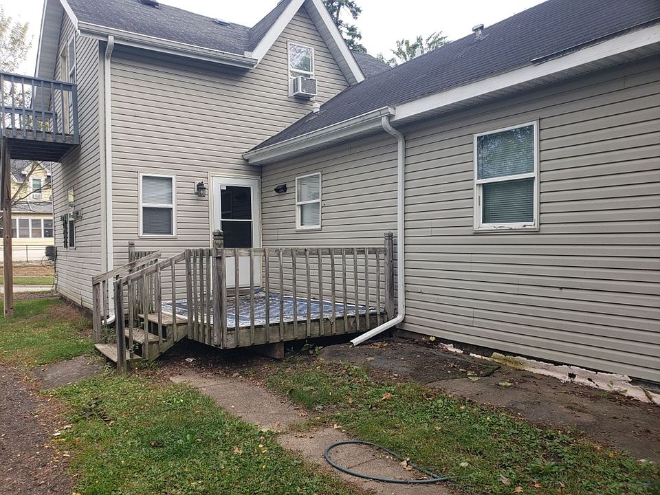 1st image of 2235 4th St Unit 1