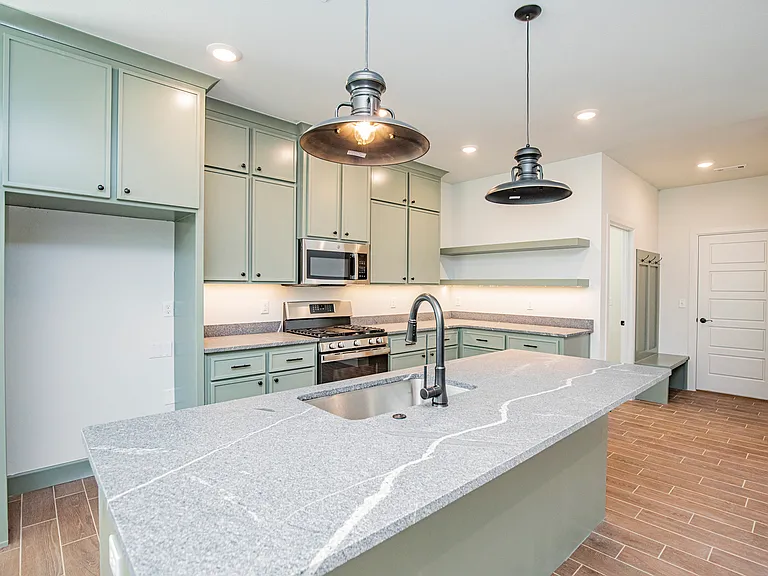 937 Cook Ln — Photo 6